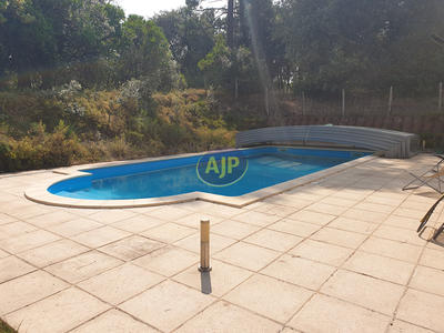 Maison - 160 m² - 5 pièces