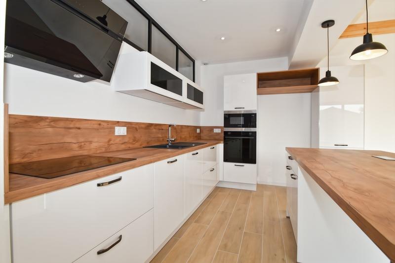 Maison - 139 m² - 6 pièces