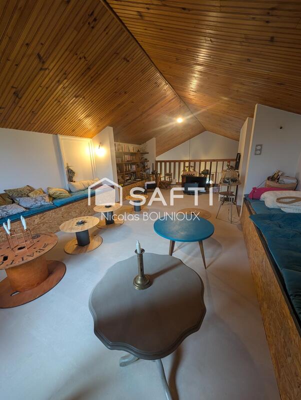 Maison - 149 m² - 6 pièces