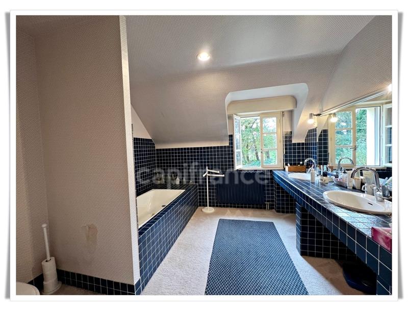 Maison - 156 m² - 6 pièces