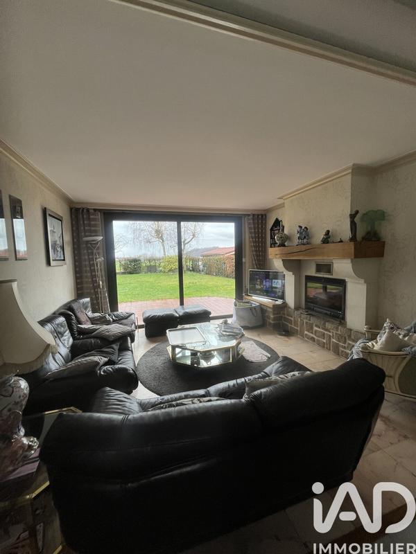 Maison - 181 m² - 8 pièces