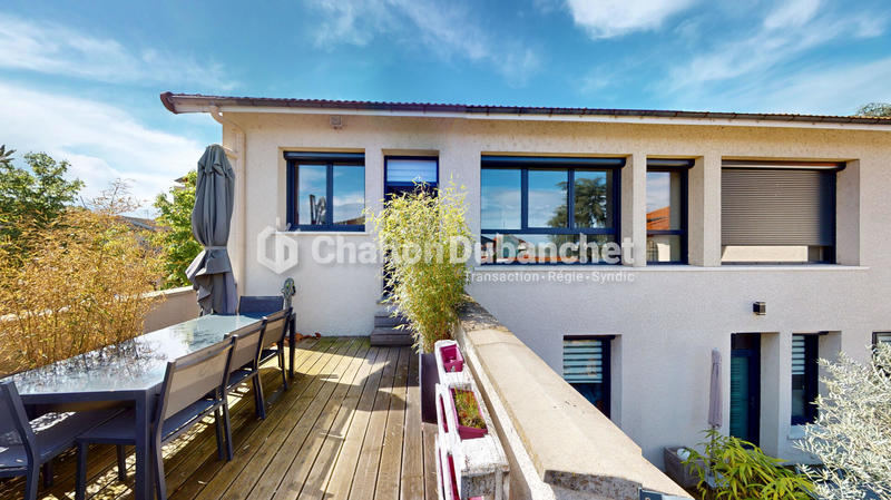 Appartement - 86 m² - 3 pièces