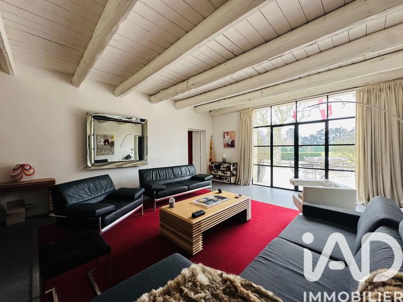 Maison - 332 m² - 8 pièces