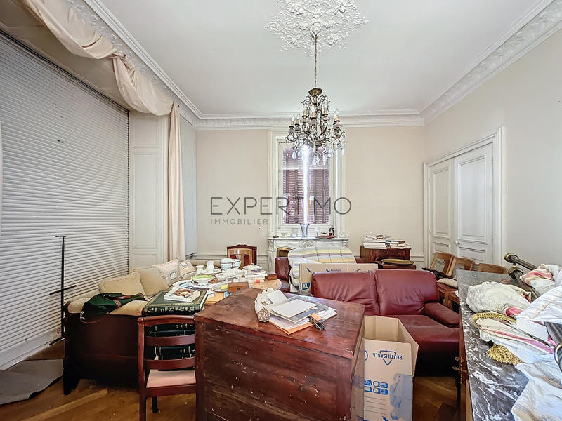 Château - 331 m² - 10 pièces