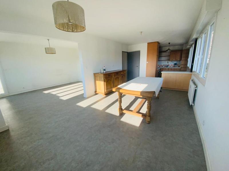 Appartement - 95 m² - 4 pièces