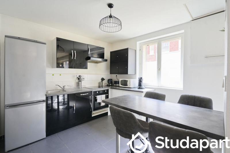 Chambre - 14 m² - 1 pièce