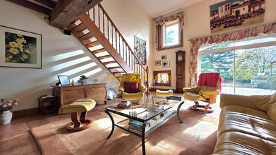 Maison ancienne - 236 m² - 5 pièces