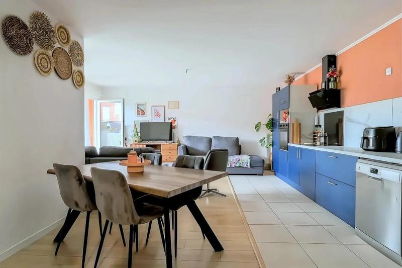 Appartement - 84 m² - 4 pièces