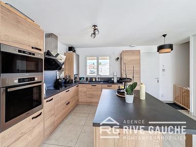 Maison - 92 m² - 4 pièces