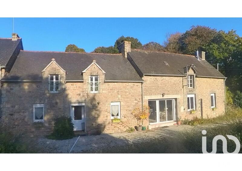 Maison - 215 m² - 11 pièces