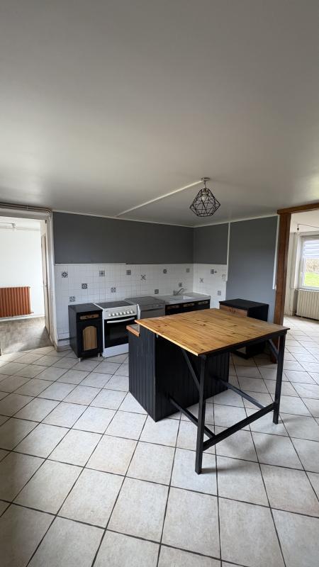 Maison - 166 m² - 8 pièces