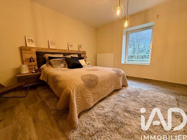 Maison - 193 m² - 8 pièces