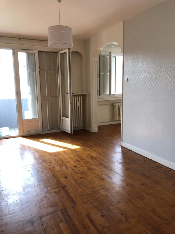 Appartement - 63 m² - 4 pièces