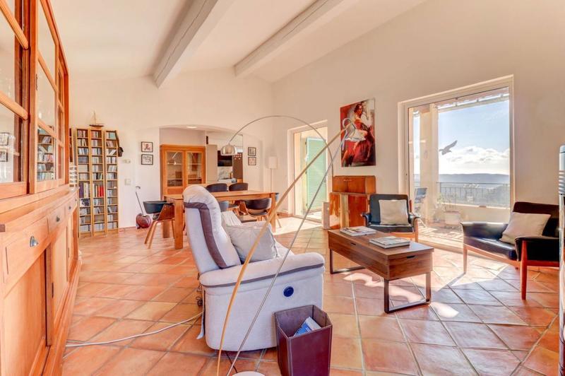 Maison - 112 m² - 4 pièces