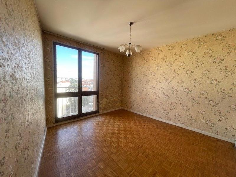 Appartement - 96 m² - 5 pièces