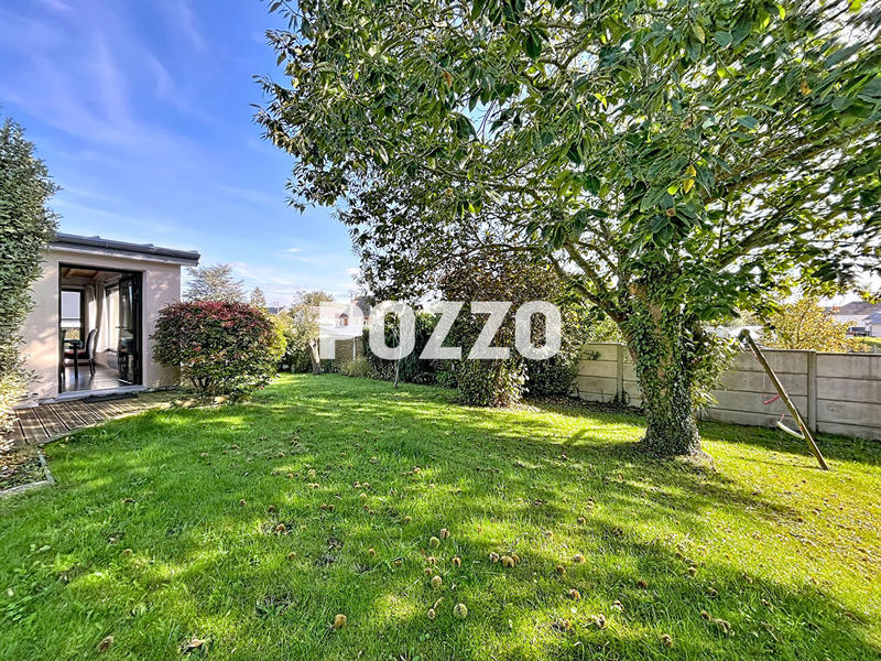 Maison - 302 m² - 9 pièces