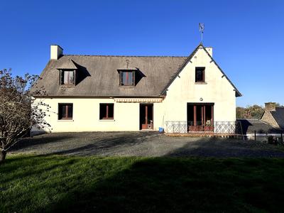 Maison - 106 m² - 4 pièces