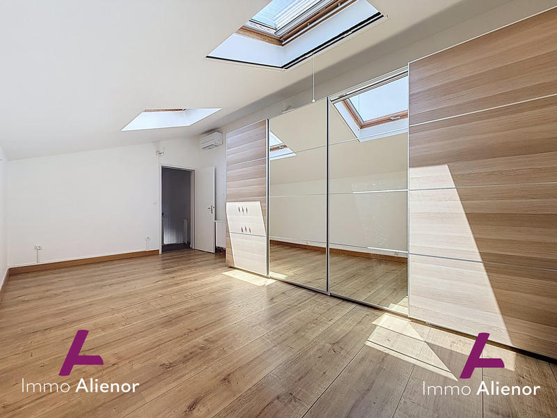 Maison - 118 m² - 6 pièces