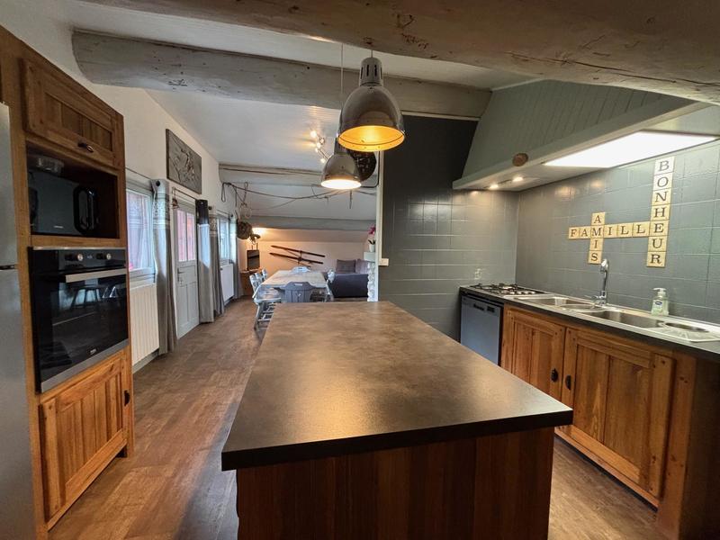 Maison traditionnelle - 164 m² - 6 pièces