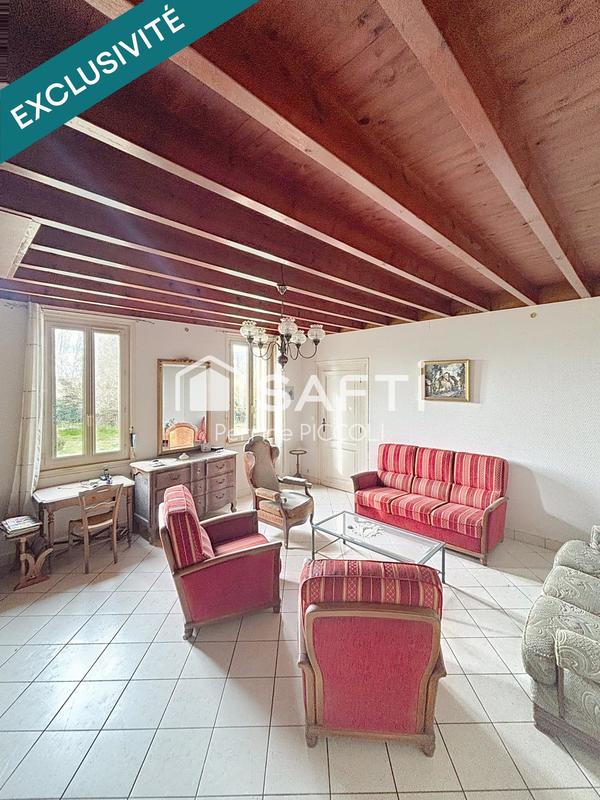Maison - 215 m² - 8 pièces
