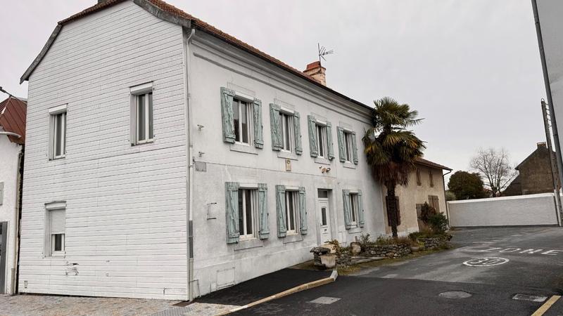 Maison - 160 m² - 6 pièces