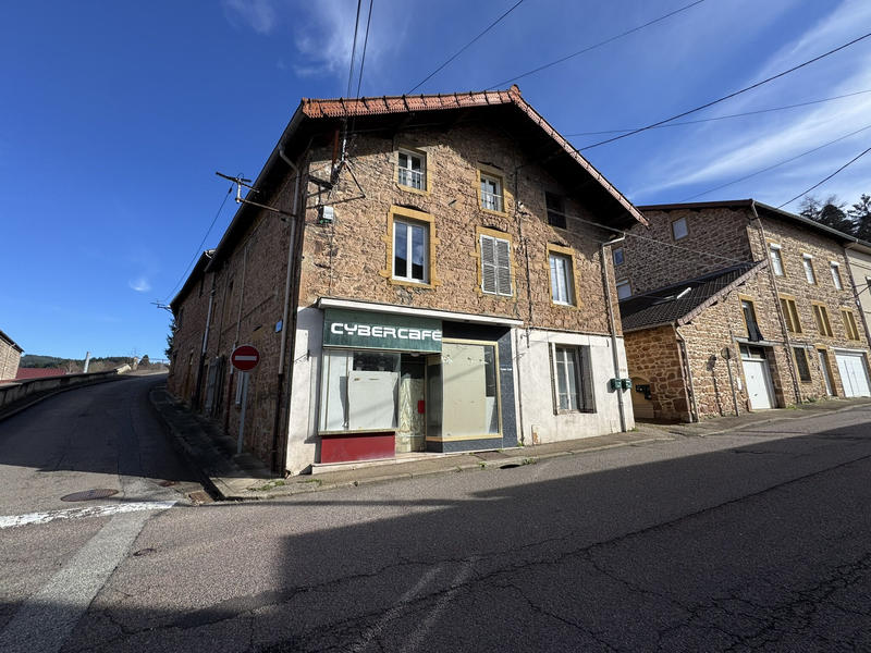 Maison - 312 m² - 11 pièces