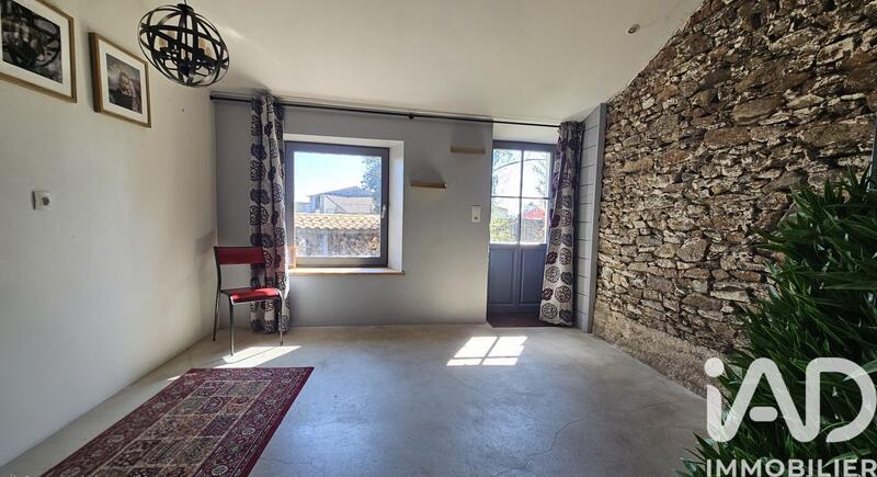 Maison - 205 m² - 9 pièces