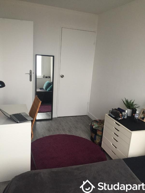 Chambre - 9 m² - 1 pièce