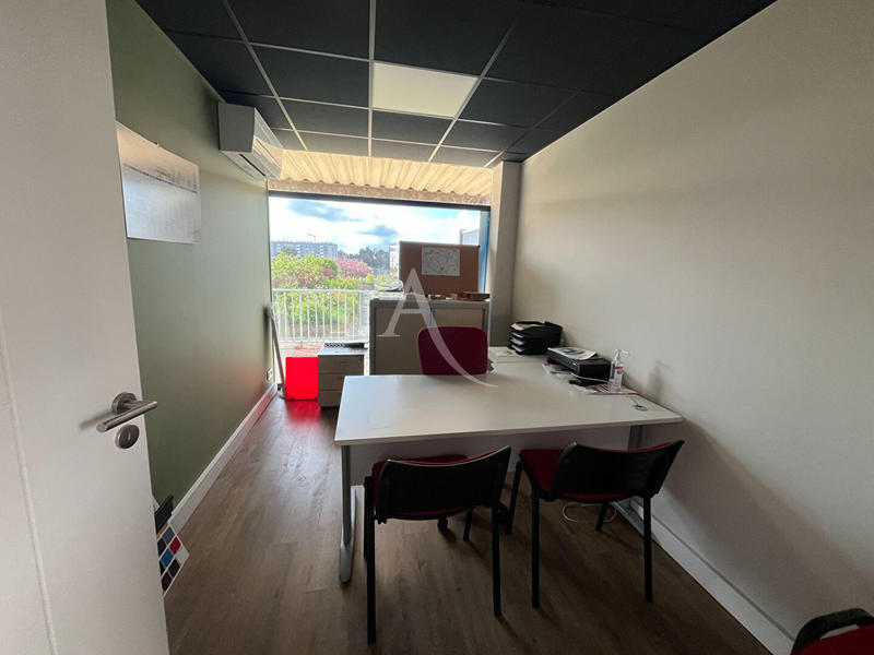 Local commercial - 66 m²