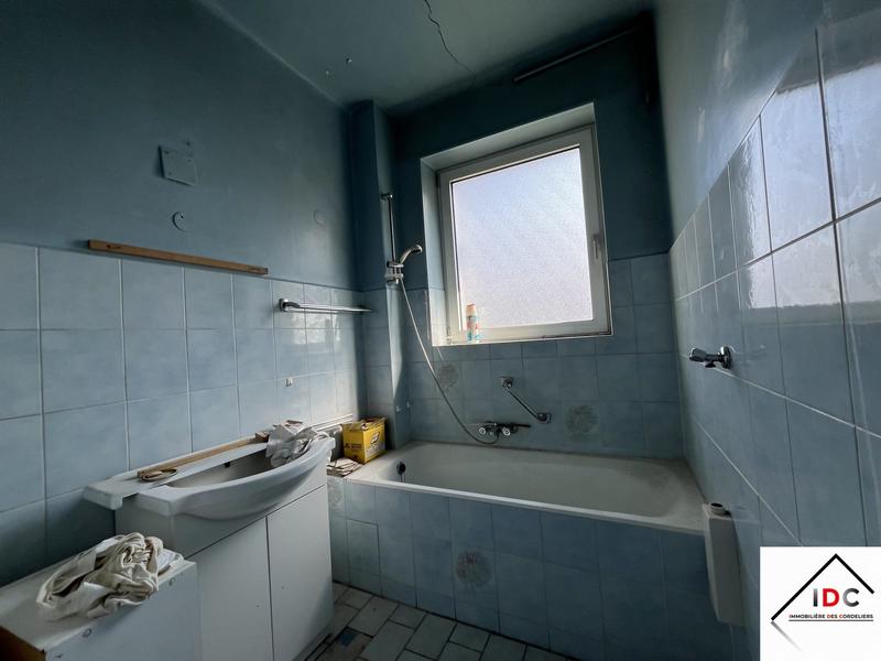 Appartement - 85 m² - 4 pièces