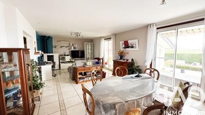 Maison - 179 m² - 6 pièces