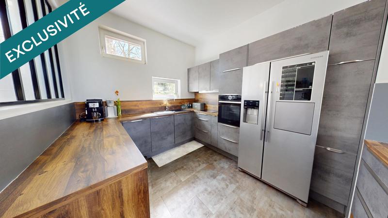 Maison - 151 m² - 6 pièces