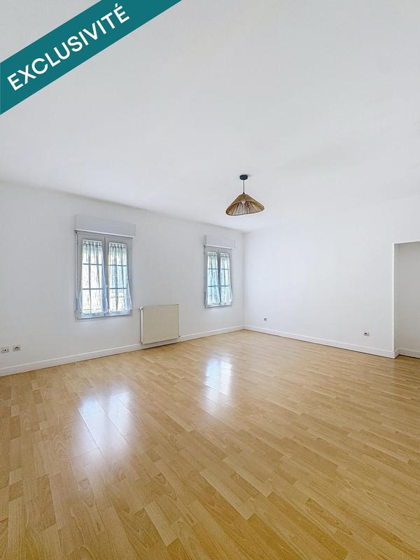 Maison - 202 m² - 7 pièces