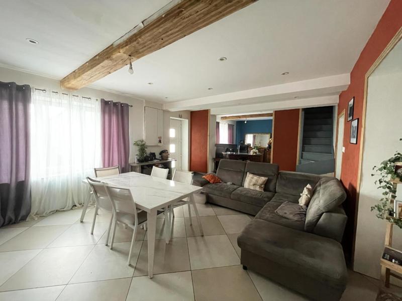 Maison - 151 m² - 6 pièces