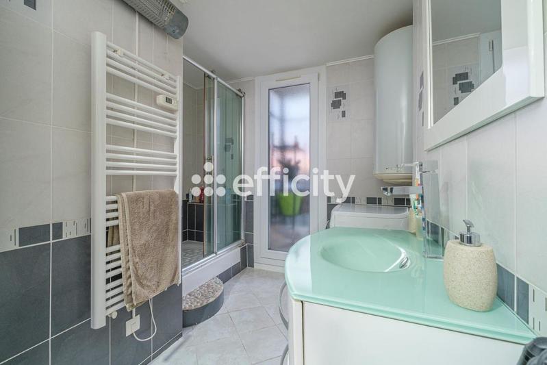 Appartement - 68 m² - 4 pièces