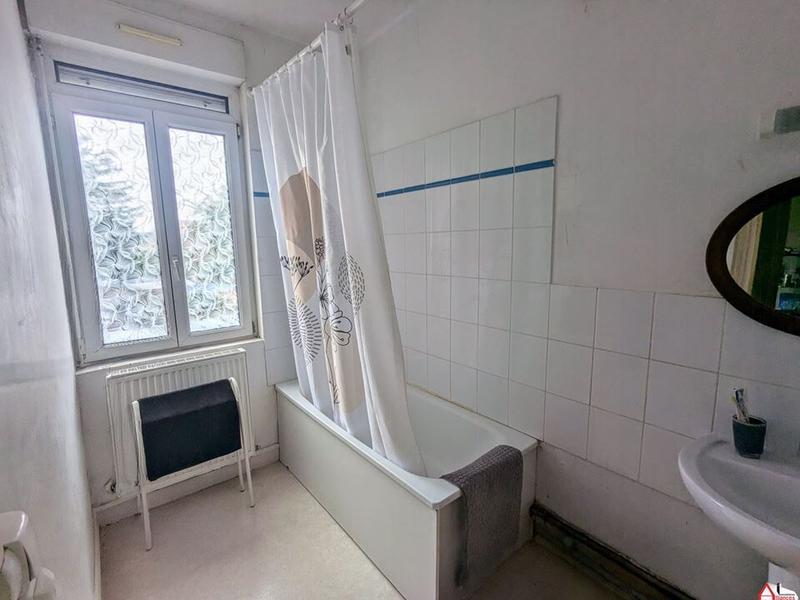 Maison - 85 m² - 6 pièces