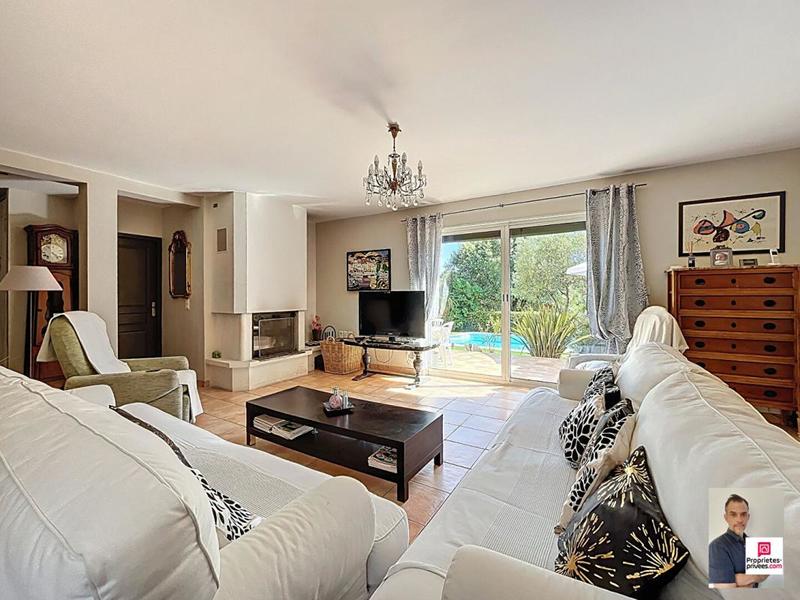 Maison - 145 m² - 5 pièces