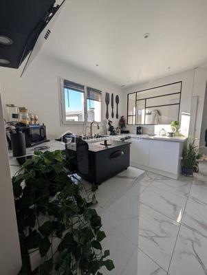 Maison - 112 m² - 5 pièces