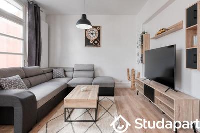 Chambre - 15 m² - 1 pièce