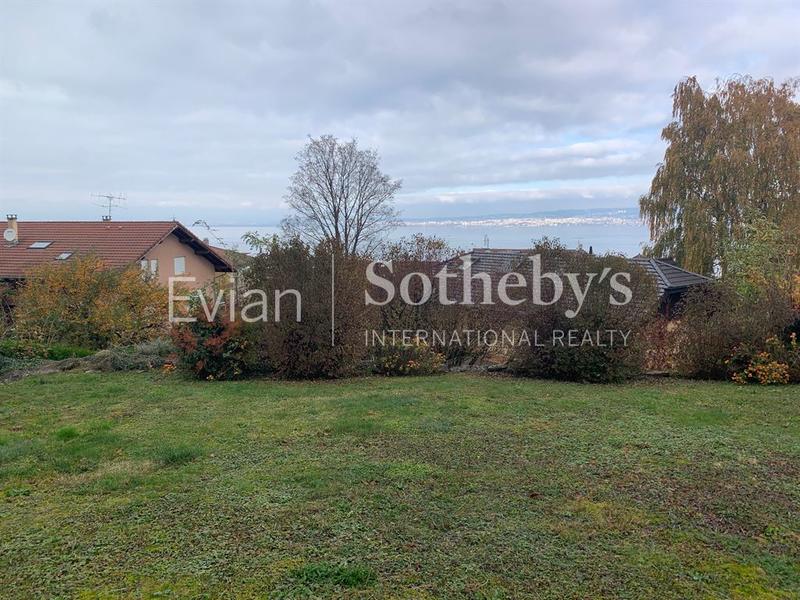 Maison - 275 m² - 8 pièces