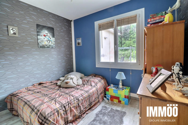 Maison - 95 m² - 5 pièces