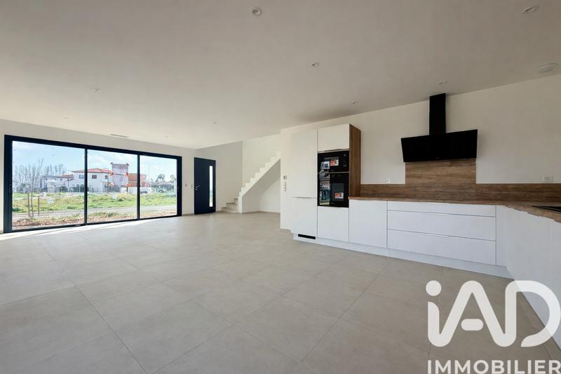 Maison - 115 m² - 4 pièces