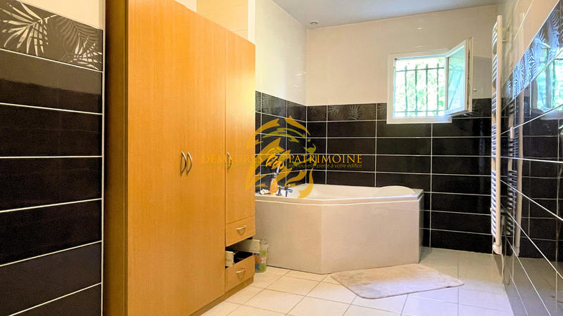 Maison - 132 m² - 5 pièces