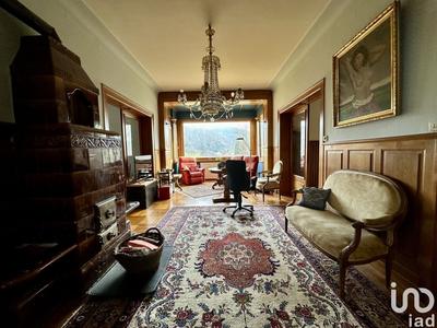 Maison - 320 m² - 7 pièces