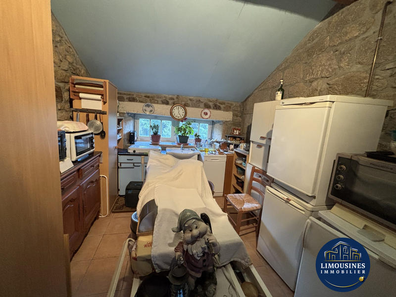 Maison - 224 m² - 8 pièces