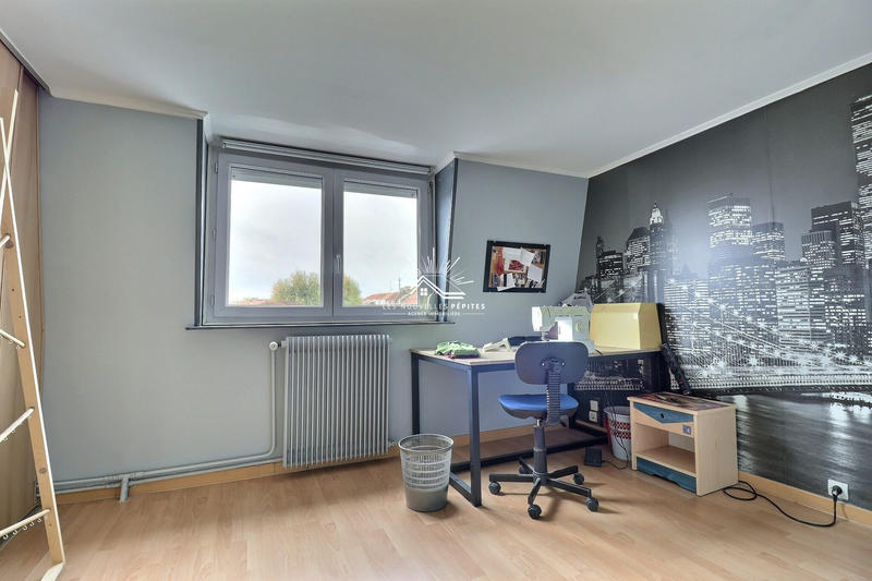 Maison - 140 m² - 6 pièces