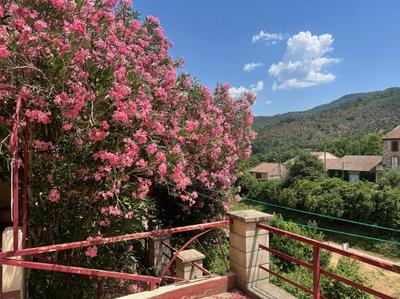 Maison de village - 114 m² - 7 pièces