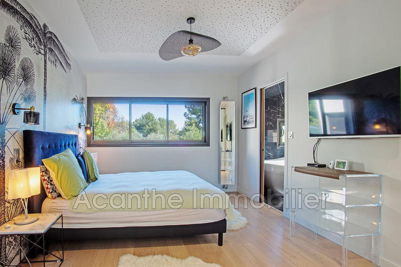 Villa - 400 m² - 7 pièces