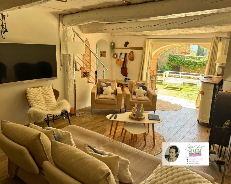 Maison - 140 m² - 5 pièces