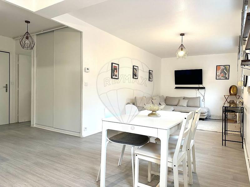 Appartement - 49 m² - 2 pièces